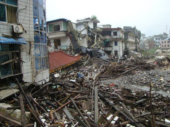 图片来源于网络 - 2008汶川大地震
